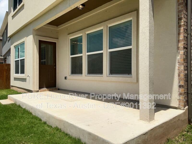 Lago Vista House: 22813 Agave Grove Dr.