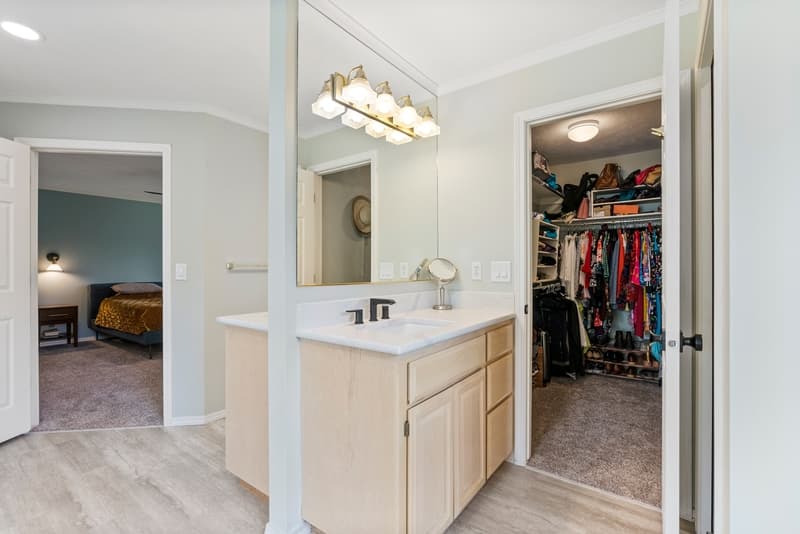 Spokane House: 602 West Bradford Court