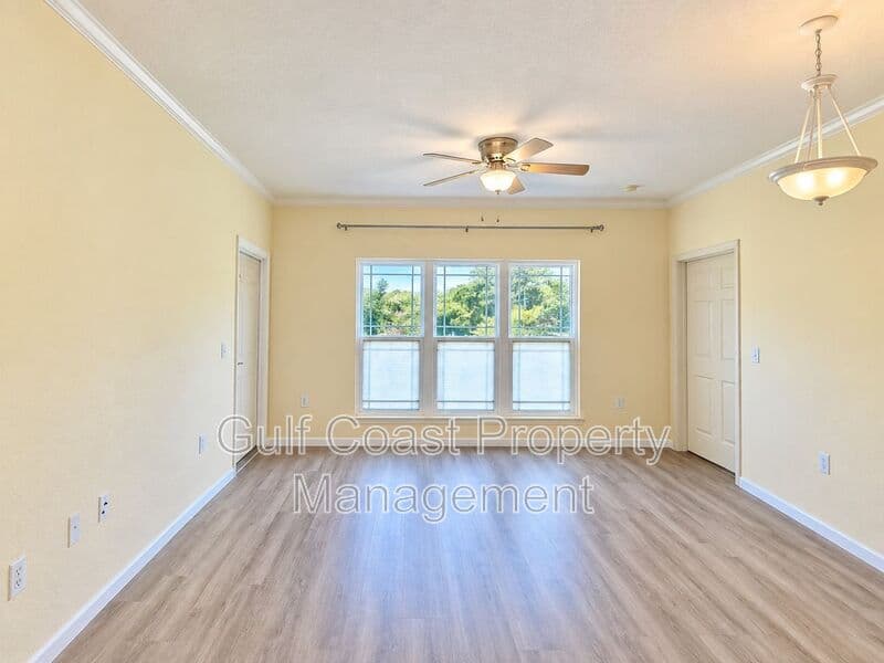 Bradenton Condo: 210 3rd Street West