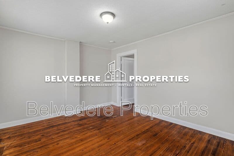 High Point Condo: 114 Charles Ave
