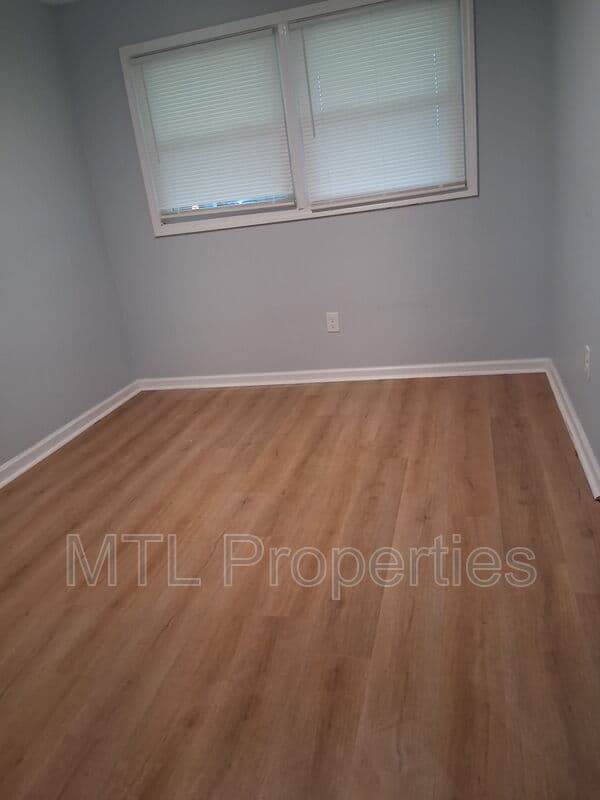 Rock Hill House: 715 South Jones Avenue