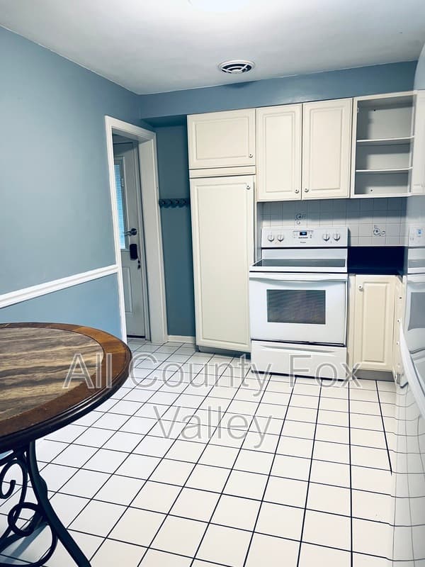 Highland Park House: 1370 Arbor Avenue