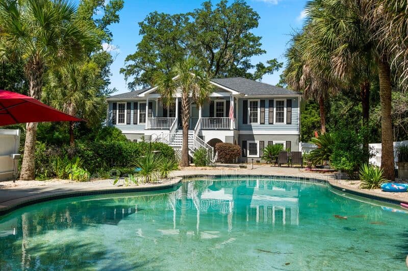 Johns Island House: 588 Main Road