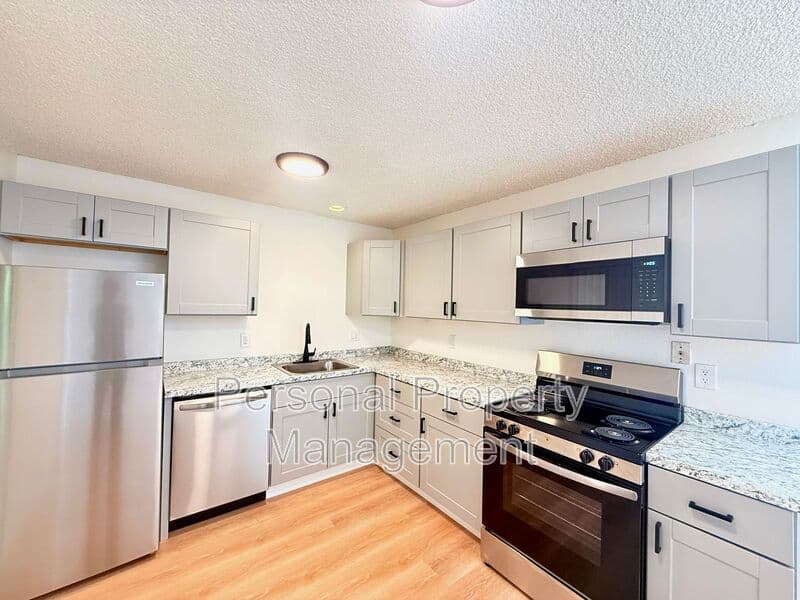 Vancouver Condo: 7420 NE Hazel Dell Ave