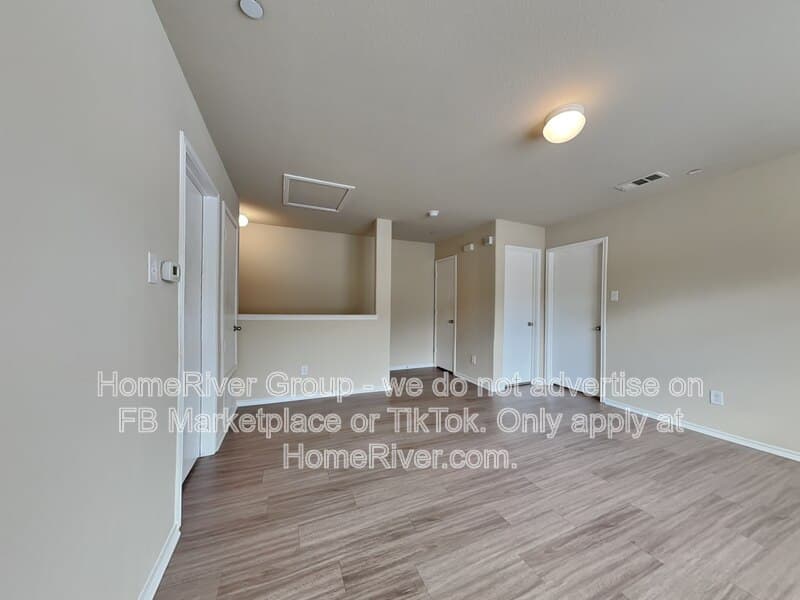 Allen Townhome: 1127 Sophia St