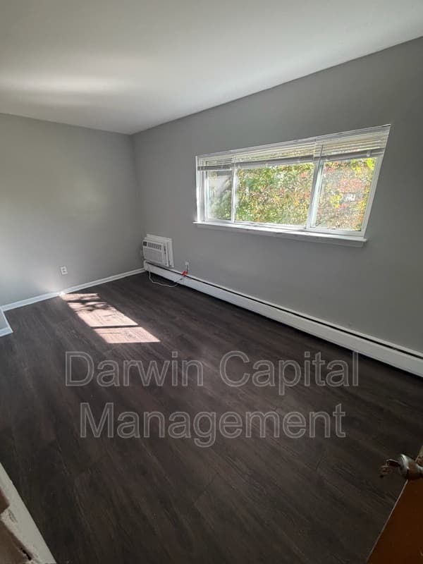 Haddon Heights Condo: 2032 Maple Avenue - 4
