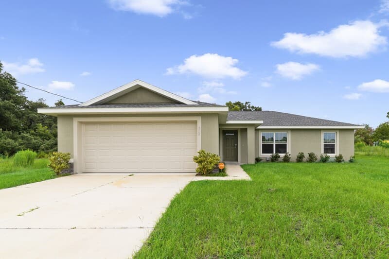 Ocala House: 312 Locust Pass
