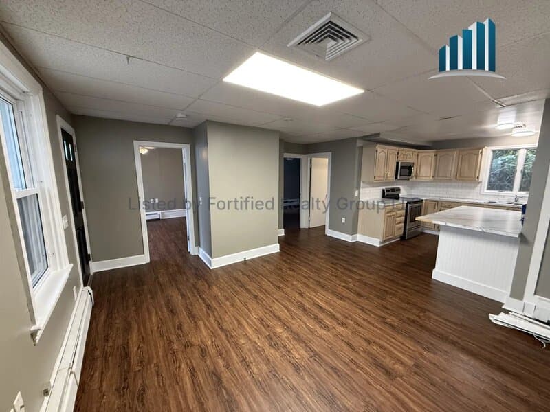 Fall River Condo: 200 County St