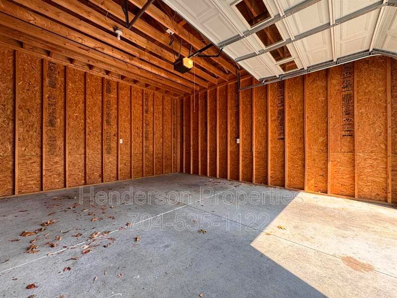 Statesville House: 712 Hunter St