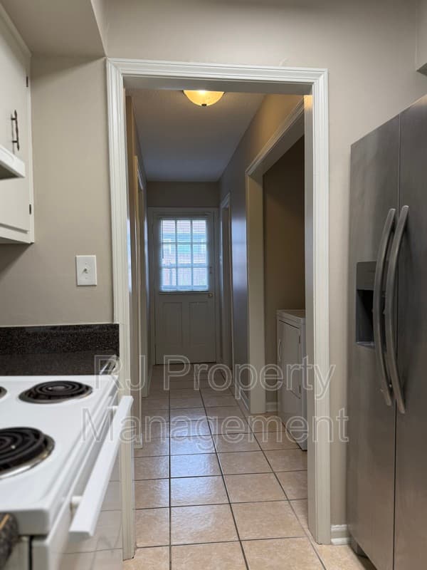 Bartlett Townhome: 3400 Lord Dunmore Cv