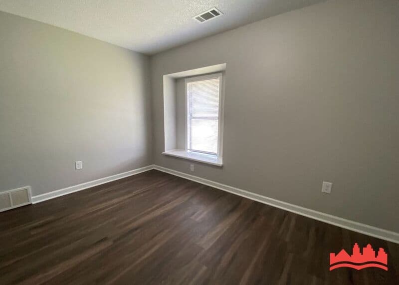 Olive Branch House: 7211 Grove Park Rd
