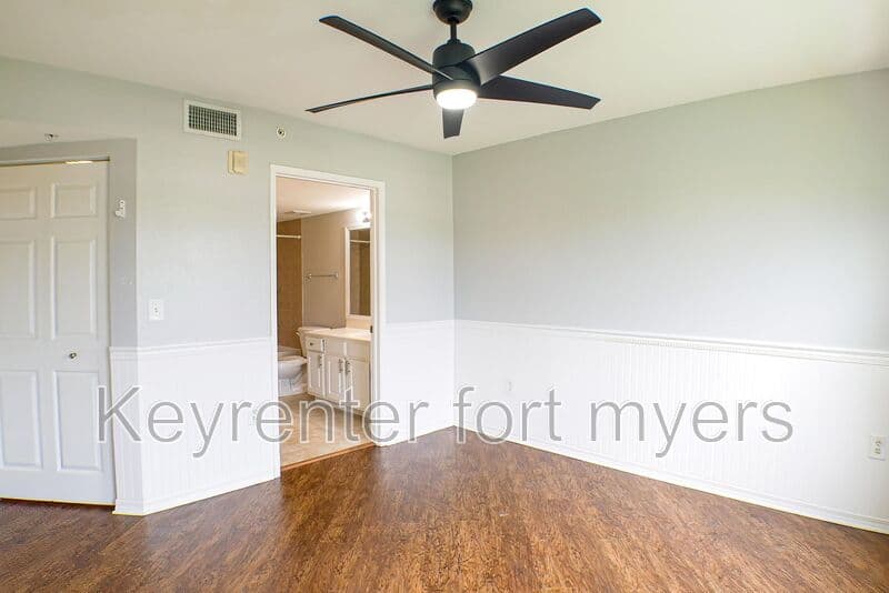 Fort Myers House: 4135 Residence Dr APT 620