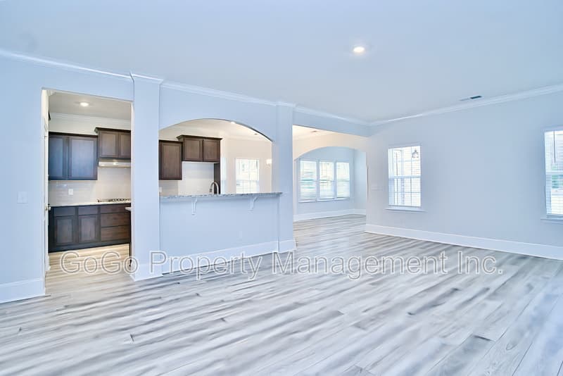 Greenville House: 114 Horace Court Drive