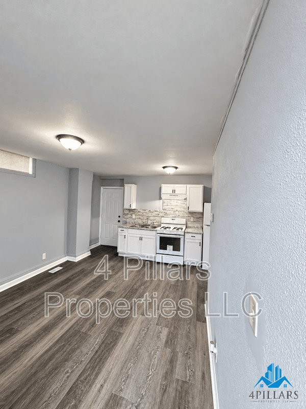 East Chicago Condo: 3904 Deodar Street