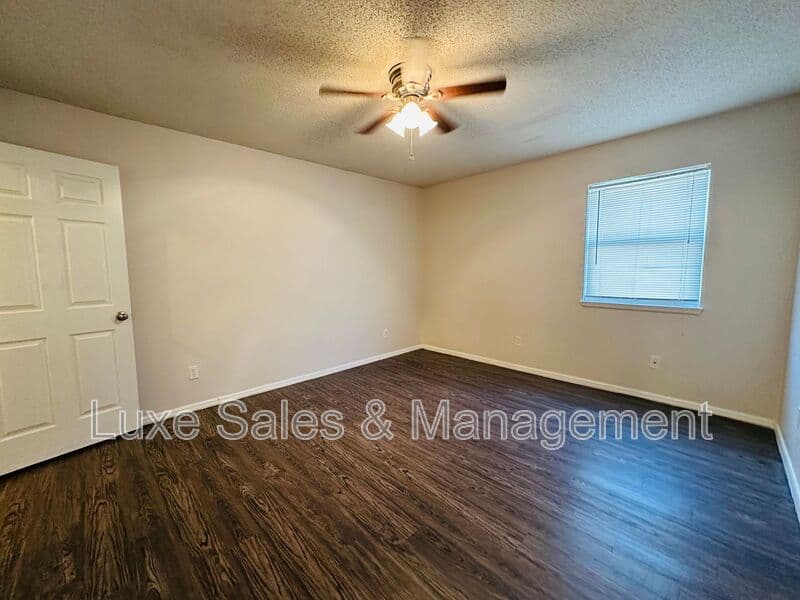 Oklahoma City Condo: 6034 NW Expressway