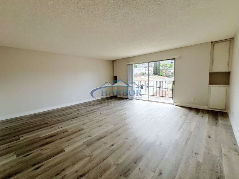 San Pedro House: 2315 S. Grand Avenue