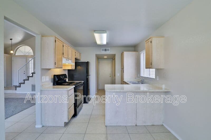Glendale House: 3622 W. Wagoner Rd.