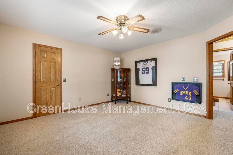 Bentonville House: 1609 SW 2nd Street