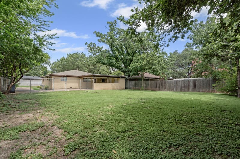 Fort Worth House: 3521 Jeanette Drive