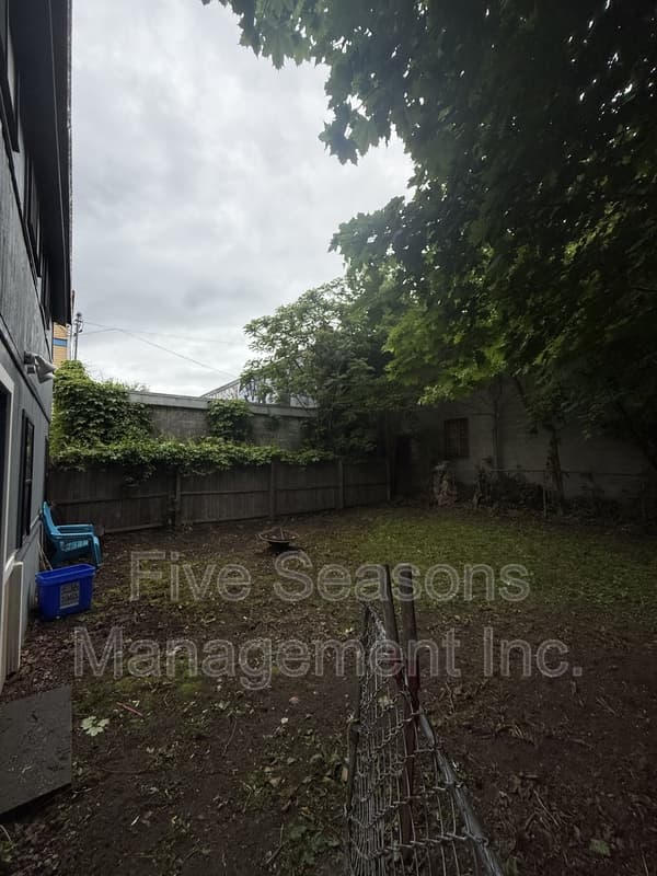 Burlington Condo: 138 North Champlain Street - 1