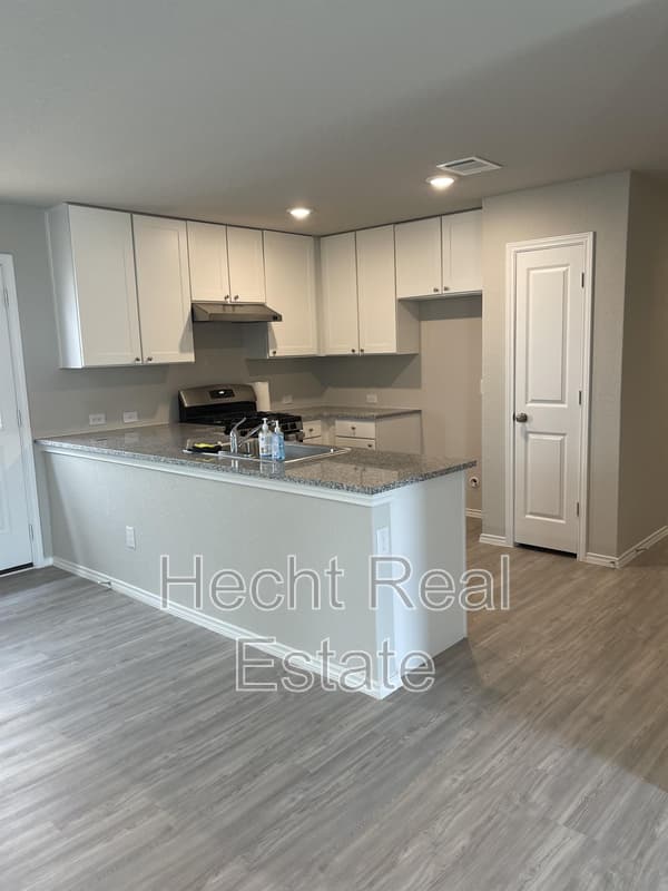 Converse House: 3306 Carducci Drive