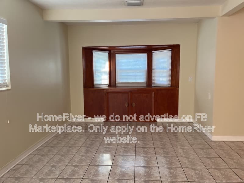 Tampa House: 2706 W Ballast Point Blvd