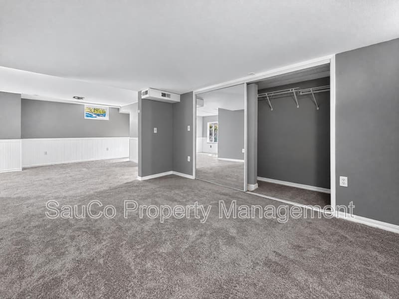 West Linn House: 2312 5th Avenue