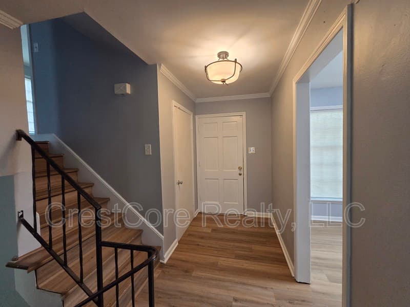 Memphis House: 2993 Laurencekirk Rd