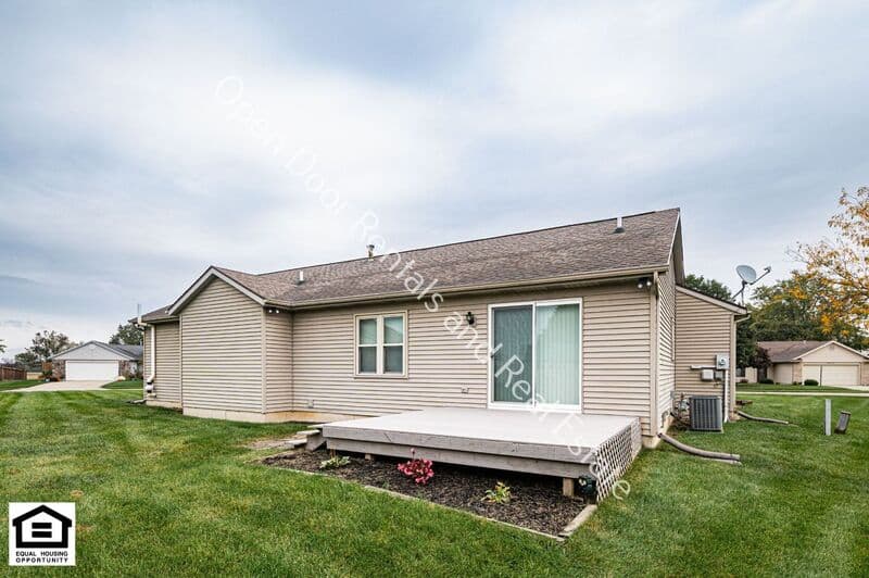 Woodburn House: 5021 Clovedale Dr