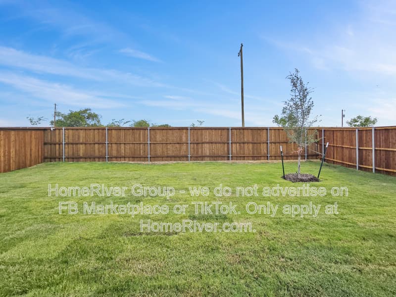 Joshua House: 2216 Jesse James Ln