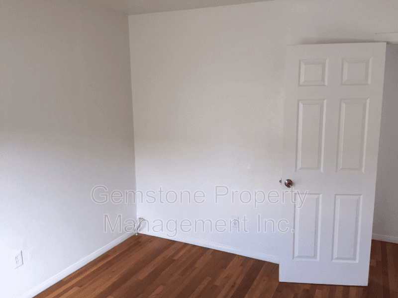 San Diego House: 4938 Art St