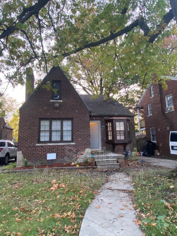 Detroit House: 5051 Berkshire St