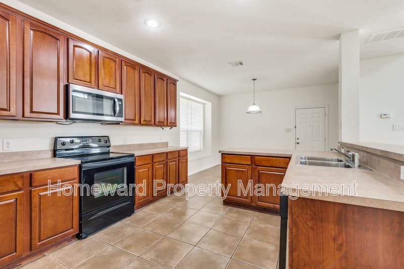 Aubrey House: 10256 Franklin Drive