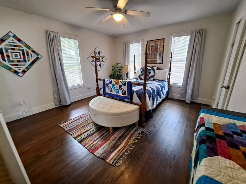 Deland Condo: 206 E Howry Ave