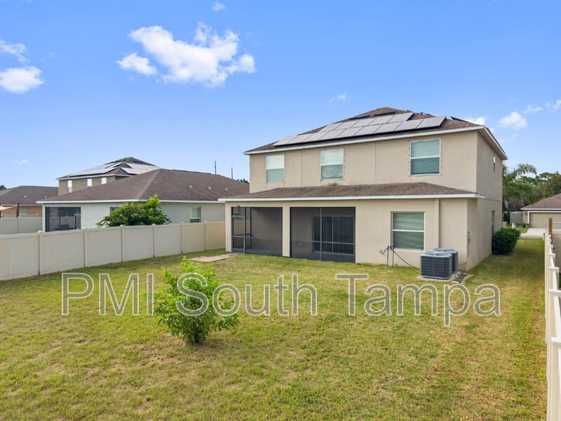 Hudson House: 13740 Newport Shores Dr