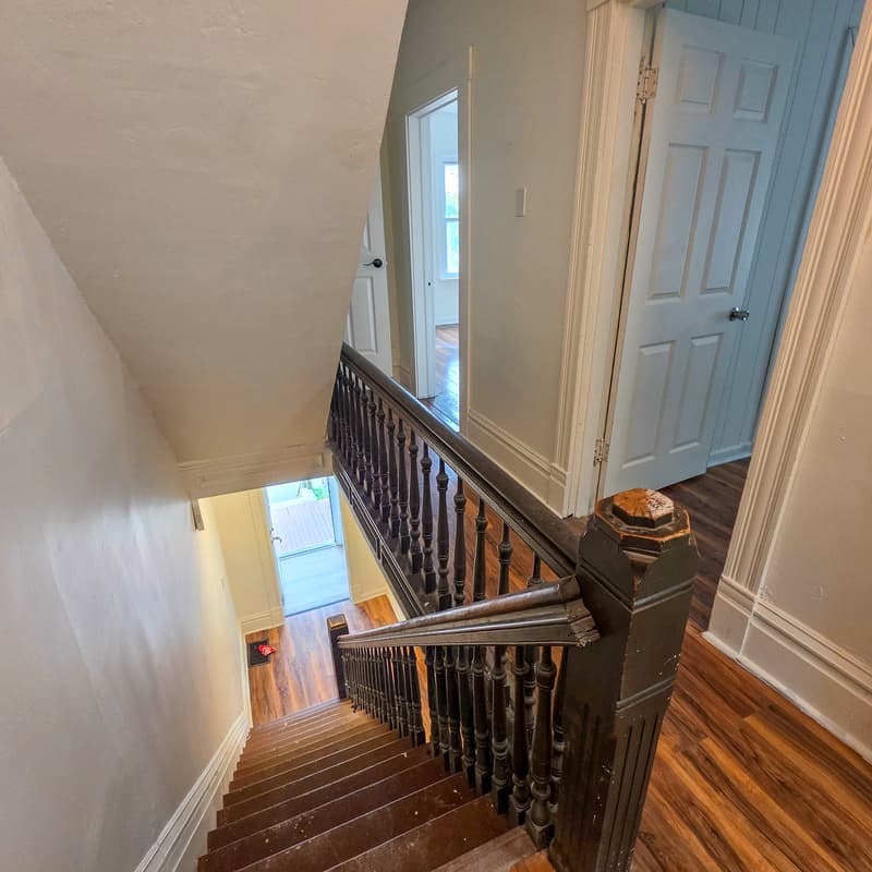 Pittsburgh House: 110 Kirk Avenue