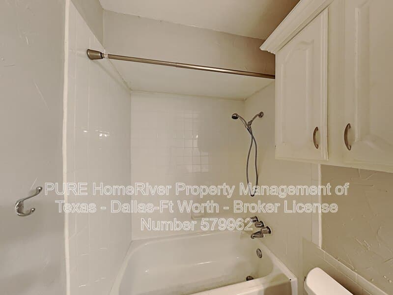 Flower Mound House: 5109 Prairie Creek Dr