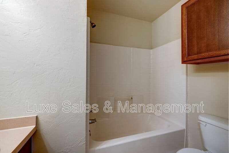 Oklahoma City House: 9604 SW 17th Street