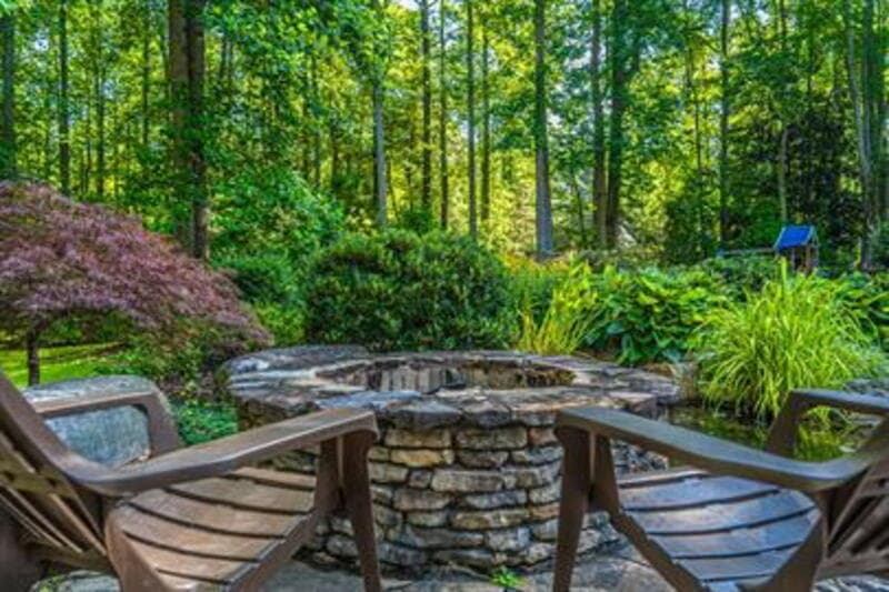 Southern Pines House: 145 Sandhurst Place