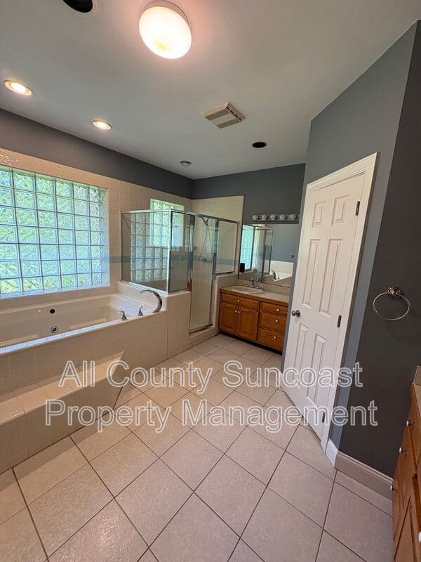 Tallahassee House: 2600 Lucerne Dr