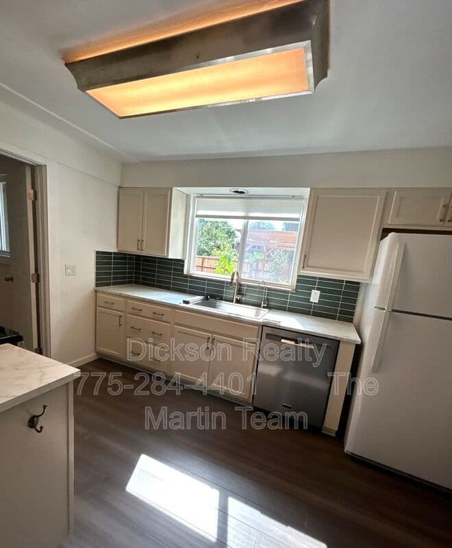Reno House: 1155 Washington Street