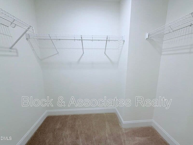 Raleigh House: 5128 Ranger Grove Way