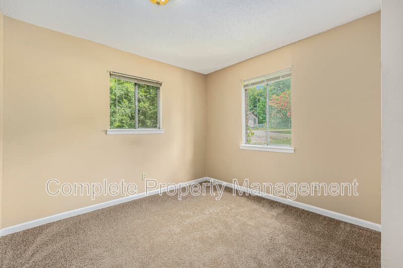 Birmingham House: 3400 Walnut Avenue Southwest