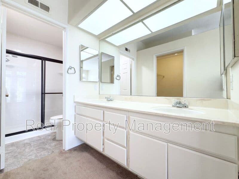 Oceanside Condo: 3436 Cameo Dr.