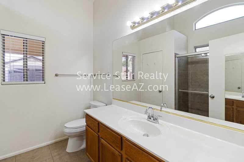 Goodyear House: 16652 W Latham St