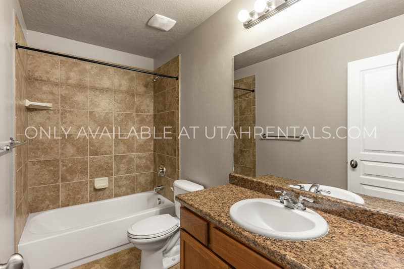 Lehi House: 3342 N 150 W