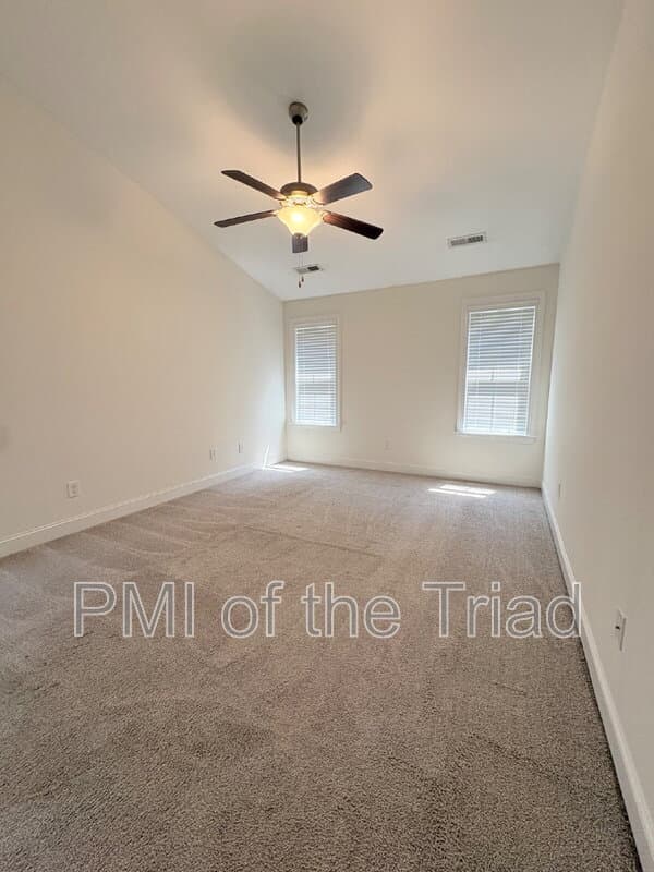 Walkertown Townhome: 2974 York Place Dr