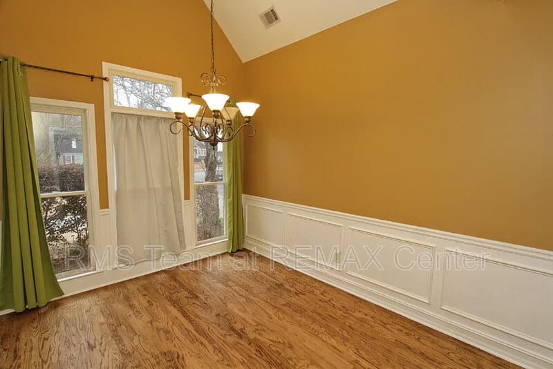 Atlanta House: 1360 Eastgate Ct SE