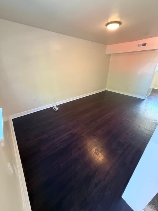 Richmond Townhome: 419 W Duvall st