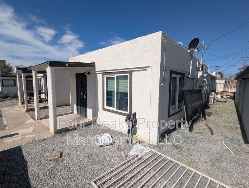 Phoenix House: 102 E. Hatcher Rd.